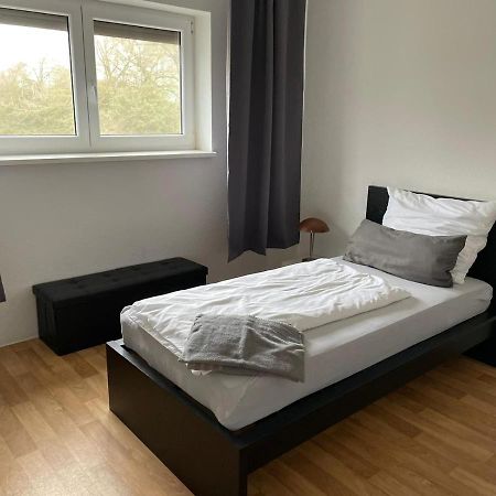 Zwei-Raum Wohnung Fuer Max. 4 Personen Магдебург Екстер'єр фото